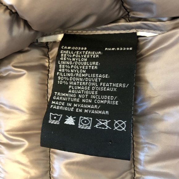 Lightweight Packable Winter Short Puffer Women’s Black Hooded Down Jacket Coat. - Picture 6 of 16